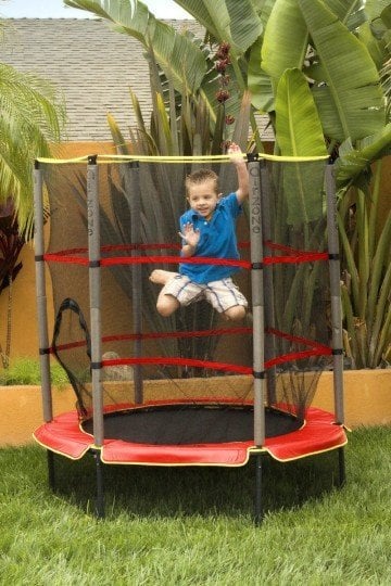 AirZone Trampoline and Enclosure