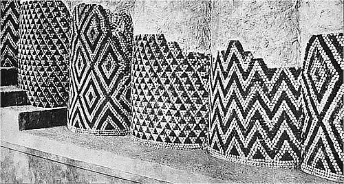 cone mosaic pattern columns, late uruk, c. 3300 3000 bc
