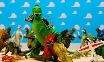 7 Dinosaur Games for Passionate Young Paleontologists