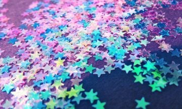 Decorate Your ‘Space’ With These 9 Glow In The Dark Stars Options