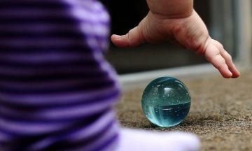 Holiday Hazard Guide – Keep the Kids Safe!