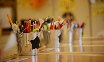 11 Kids Art Desk Ideas For Hobbies, Learning, And Fun