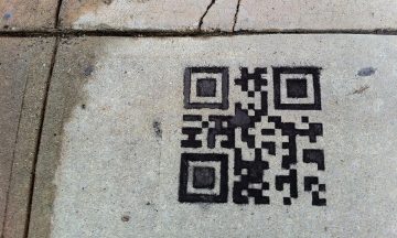 Bridging the Physical-Digital Gap with QR Codes in the Classroom