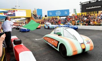 Ultimate Project Based Learning – How Student Teamwork Built a World Championship Car