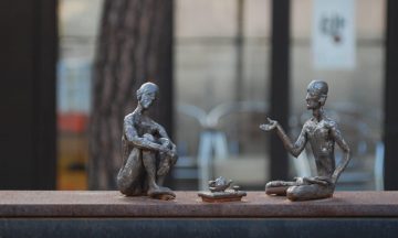 The Gentle Art of Changing Minds